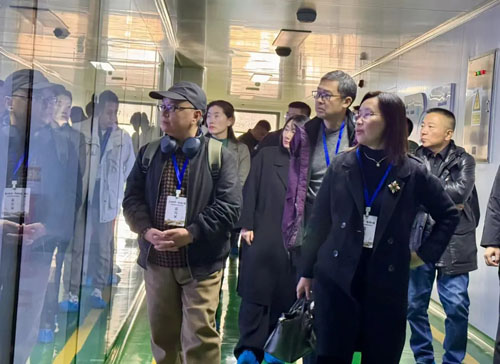 安全新視界 全國(guó)新媒體總編輯深入福瑞達(dá)生物股份考察咨詢(xún)服務(wù)